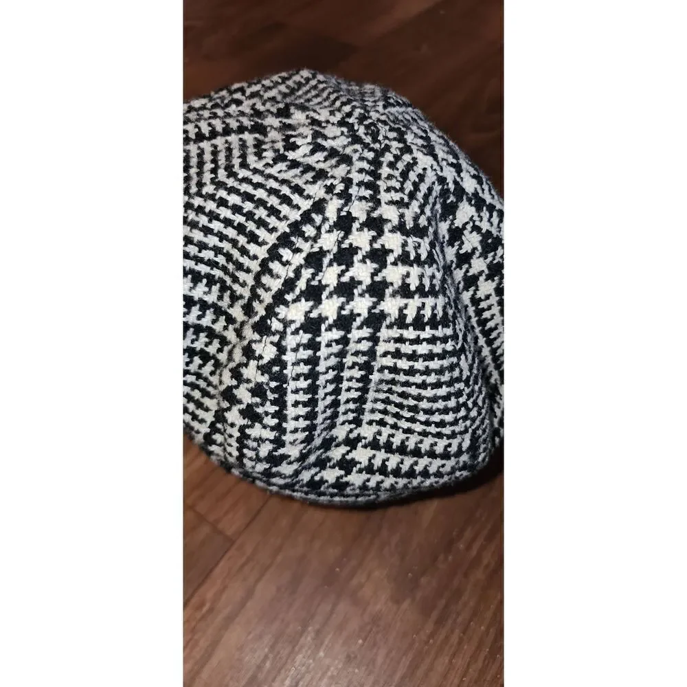 Houndstooth Cap